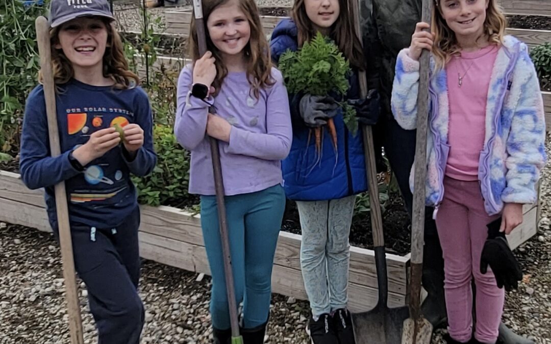 Community Garden Helpers